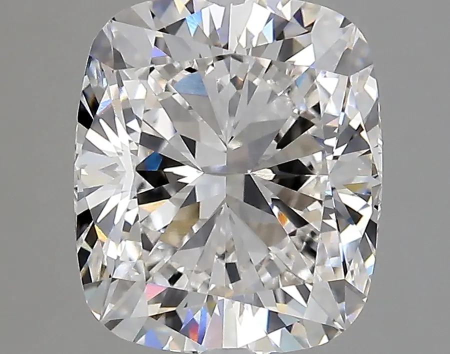 3.38ct H VVS2 Cushion (IGI)