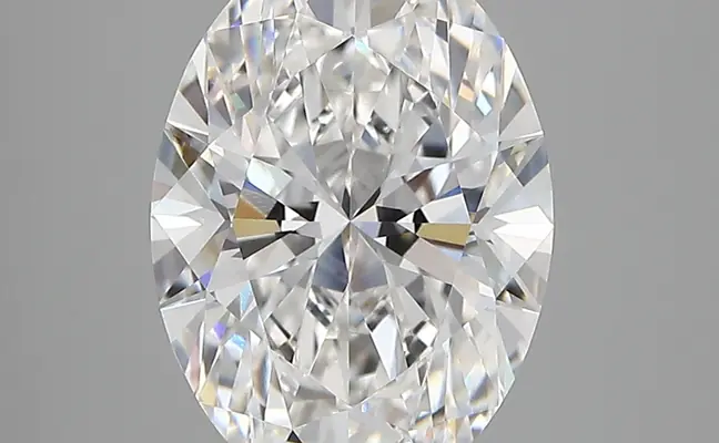 3.28ct E VVS2 Oval (IGI)