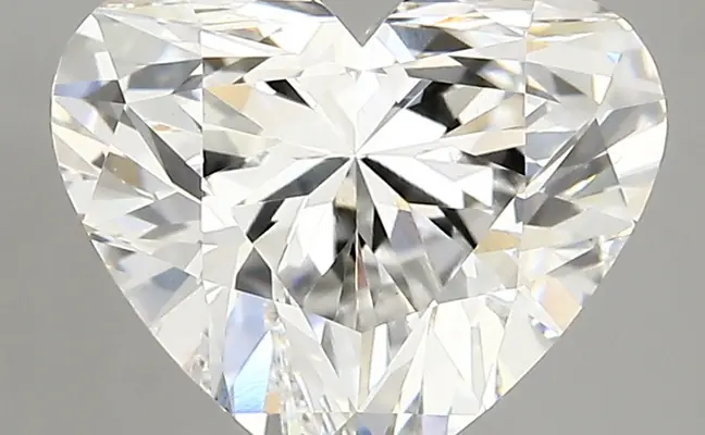 3.20ct E VVS2 Heart (IGI)