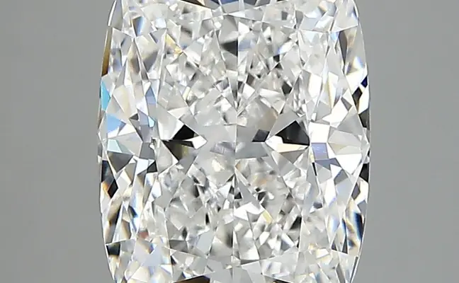 3.15ct E VVS1 Cushion (IGI)