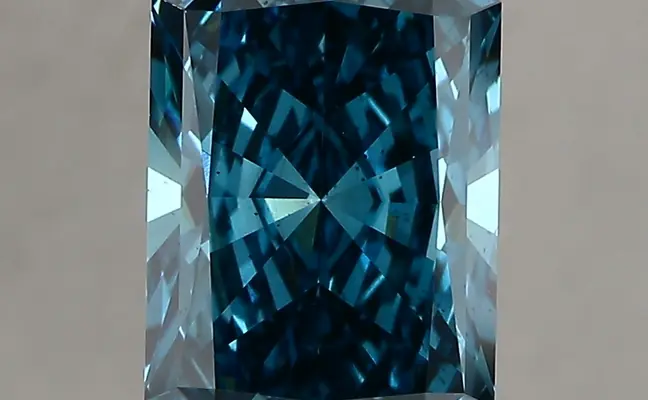 3.13ct FANCY VIVID  BLUE VS2 Radiant (IGI)