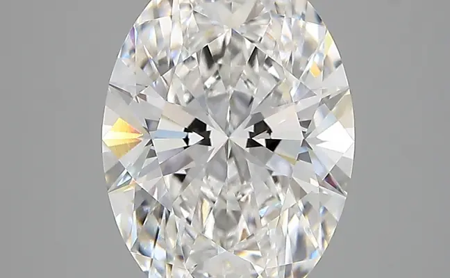 3.09ct E VVS1 Oval (IGI)