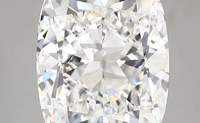 3.01ct E VVS2 Cushion (IGI)