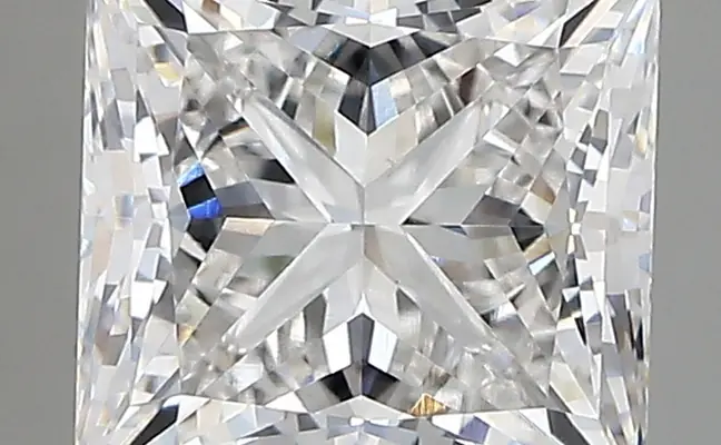 3.01ct E VS1 Princess (IGI)