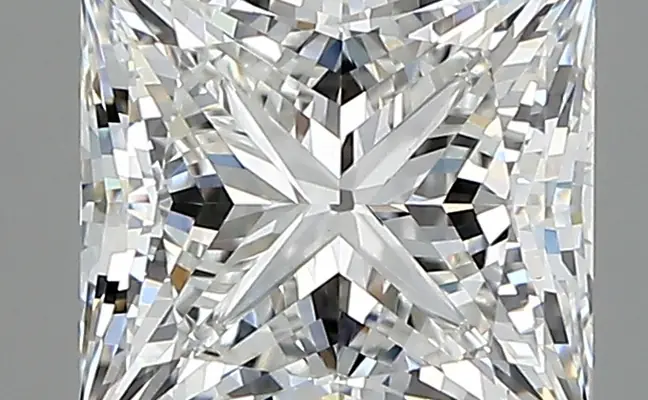 2.78ct E VVS2 Princess (IGI)