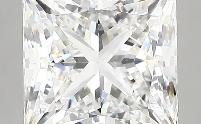 2.77ct E VS1 Princess (IGI)