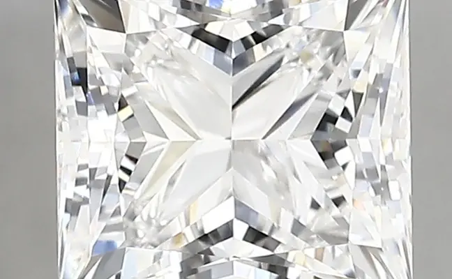 2.66ct E VVS2 Princess (IGI)