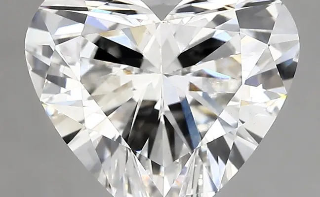 2.60ct G VS1 Heart (IGI)