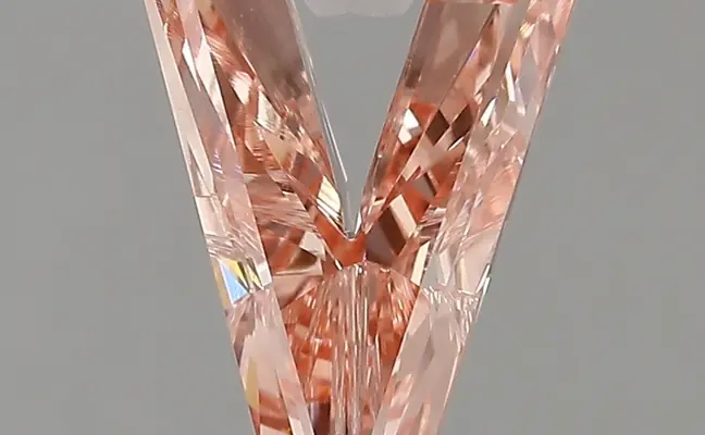 2.34ct FANCY VIVID  PINK VVS2 V (IGI)