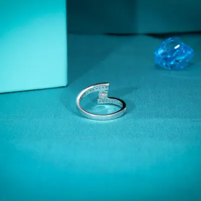 Lab Grown Diamonds - Round Bypass Shank Solitaire Ring