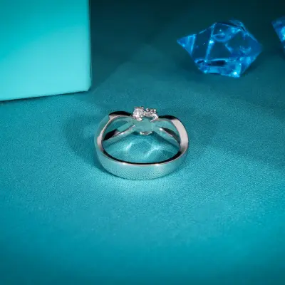 Lab Grown Diamond | D218 The Node Ring