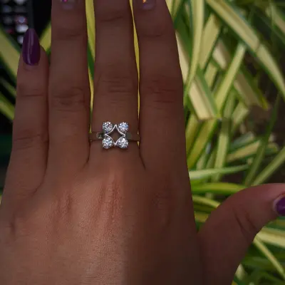 Minimalistic Lab Grown Diamond Ring for Her