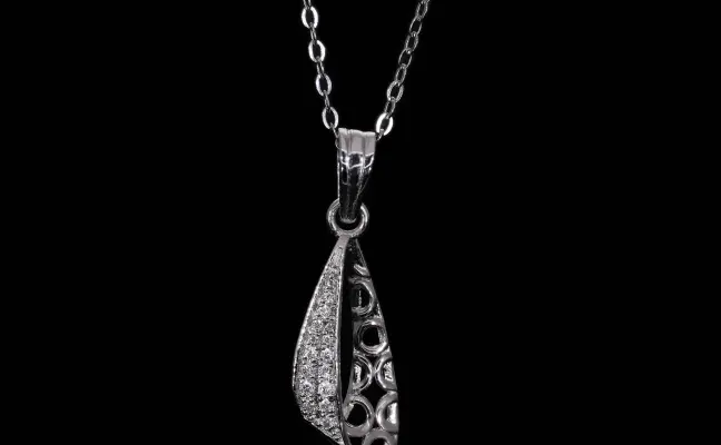Lab Grown Diamond Pendant
