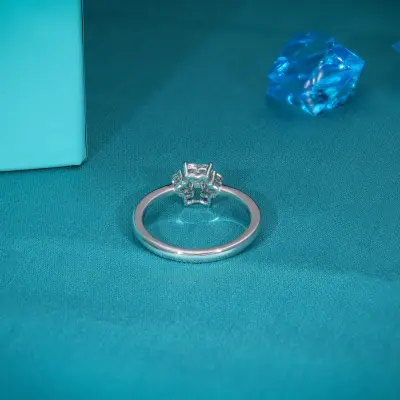 Lab Grown Diamond French Cut Infinity Pendant