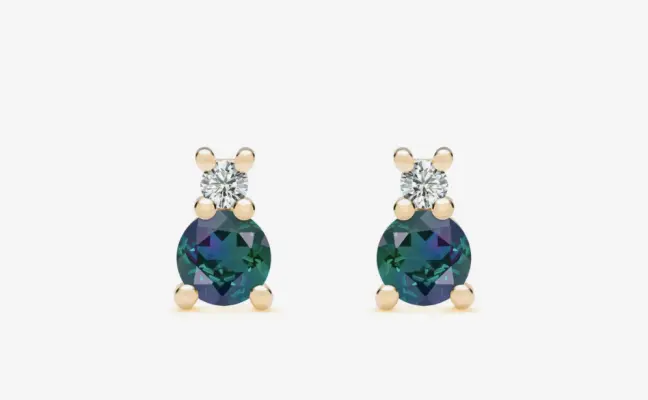 CaratX Solitaire Greenwich Alexandrite & Diamond Earrings Studs
