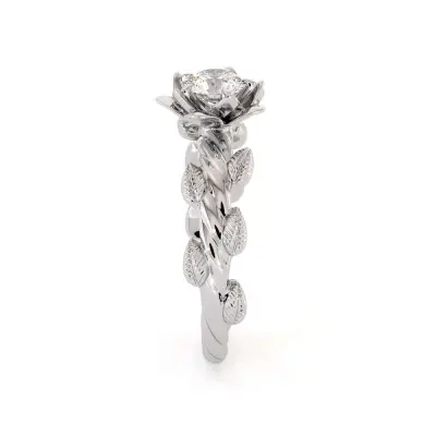 Timeless Leafy Vintage Solitaire Engagement Ring