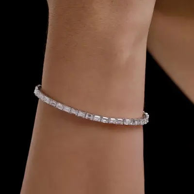 10.50ctw Emerald East-West Tennis Bracelet