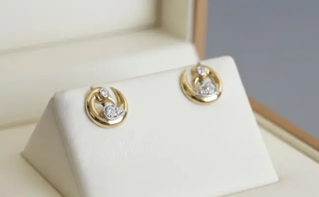 Crescent Dewdrop" 18K Two-Tone Gold Diamond Abstract Studs (0.14ct DWT)
