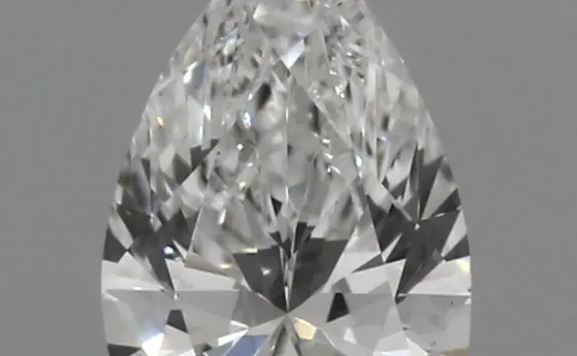 0.41ct E VVS2 Pear (IGI)