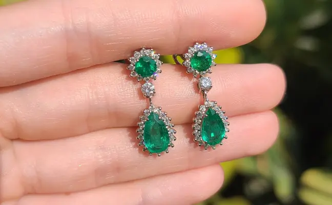 4.03ct Pear Cut Emerald earrings CGS