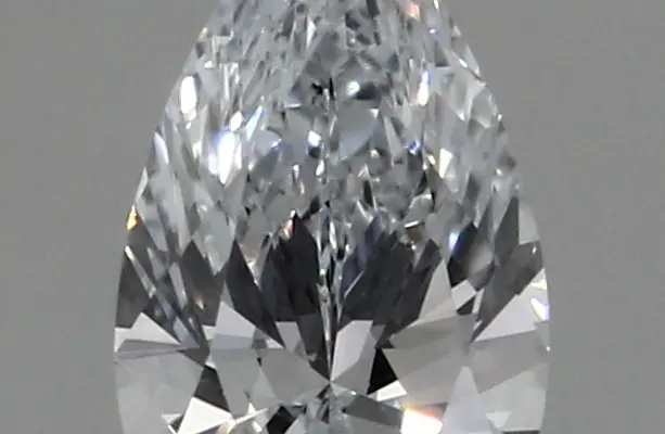 0.37ct F VVS1 Pear (IGI)