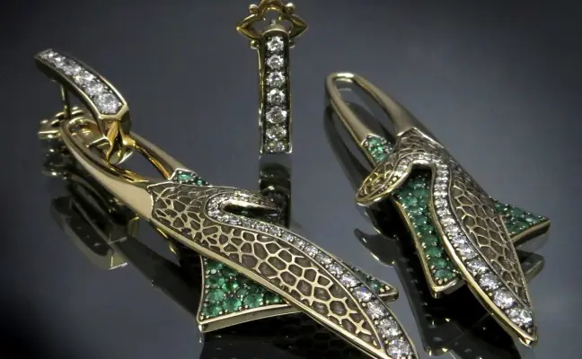 14K Gold Earrings with Emeralds and Diamonds CGS