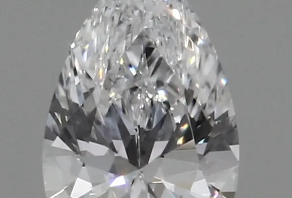0.36ct E VVS1 Pear (IGI)