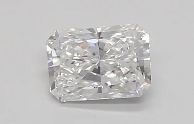 0.34ct E VVS2 Radiant (IGI)