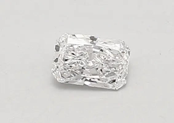 0.31ct D VVS1 Radiant (IGI)