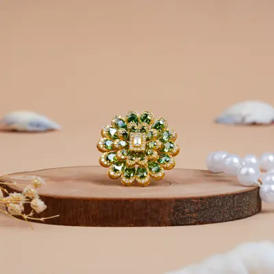 Pear-Shaped Emerald Cut Vintage Diamond Ring for Wedding