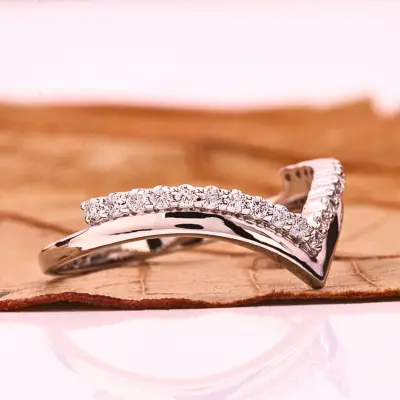 Curved Diamond Wedding Band