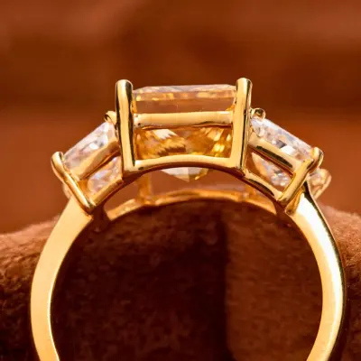 Luxury Yellow Lab Grown Diamond Princess Cut Engagement Ring