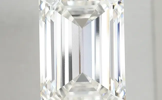 16.62ct G VVS2 Emerald (IGI)