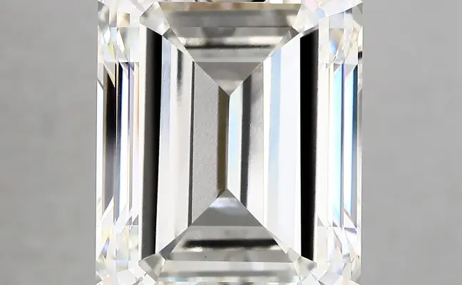 15.00ct G VS1 Emerald (IGI)