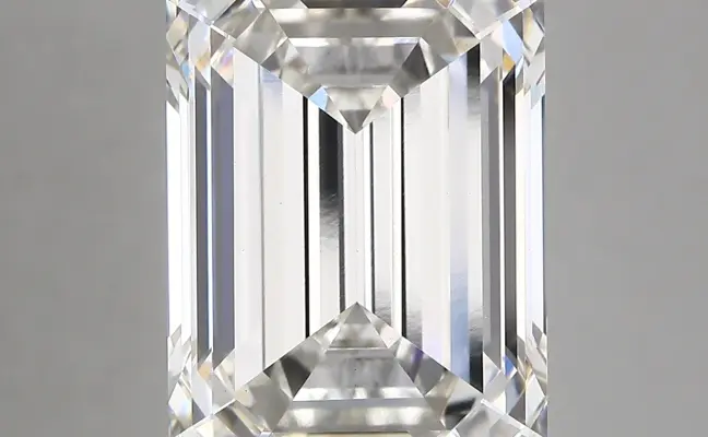 9.04ct H VS1 Emerald (IGI)