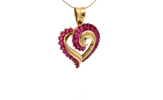 14KY natural Ruby pendant