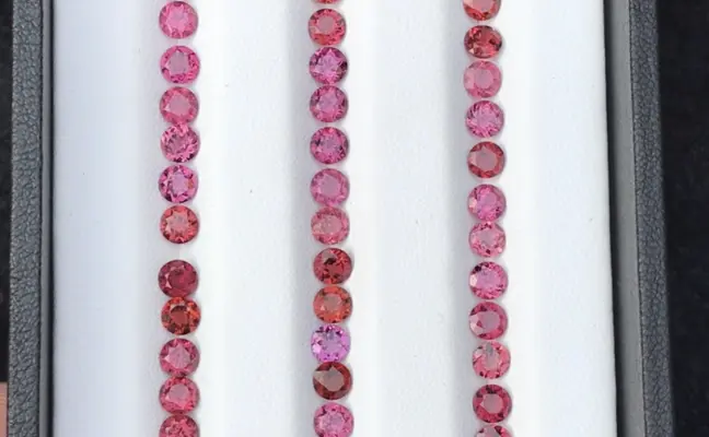 Jewellery size garnet
