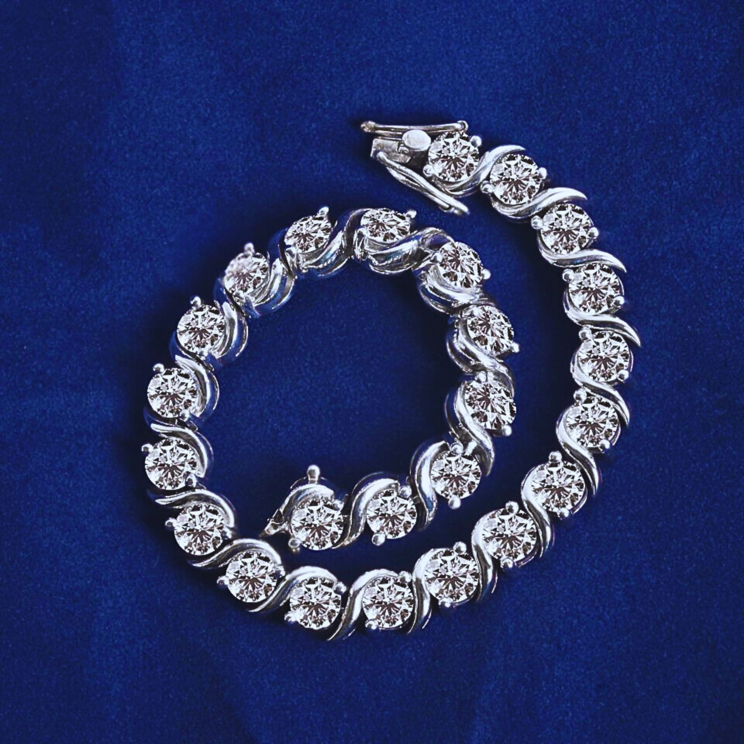 Brilliant Round Cut Lab Grown Diamond Tennis Bracelet
