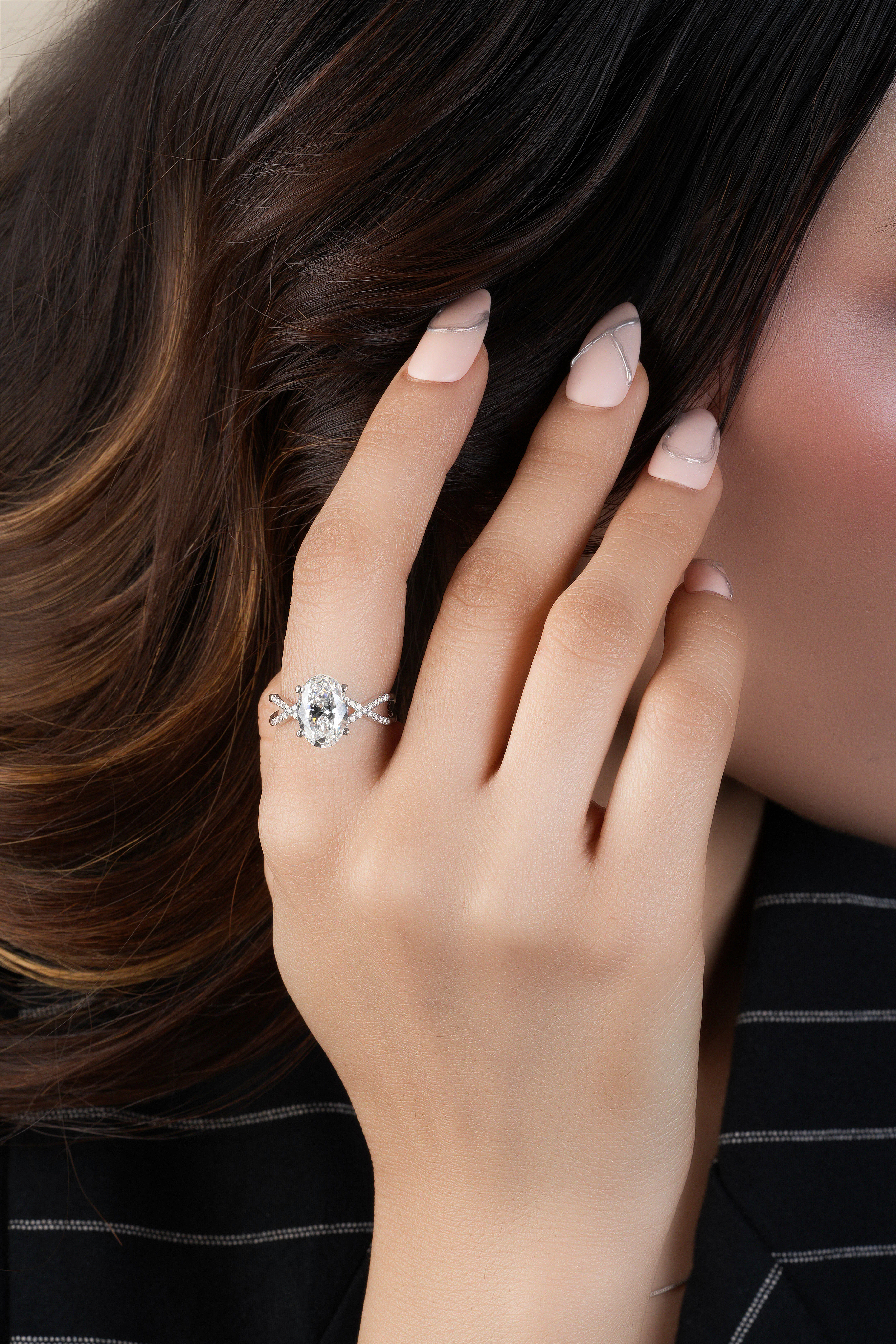 Vintage Oval Cut Diamond Twisted Engagement Ring